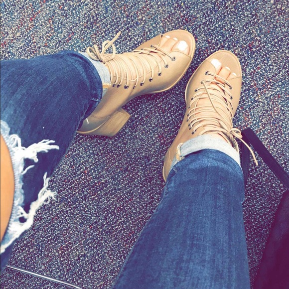 Steve Madden Tempting Lace-Up Bootie - Picture 3 of 9